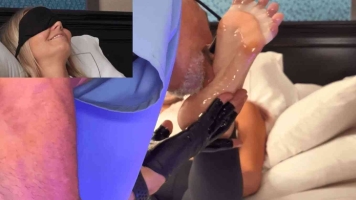 【中文字幕】气质金发姐姐被医生欺骗挠痒折磨